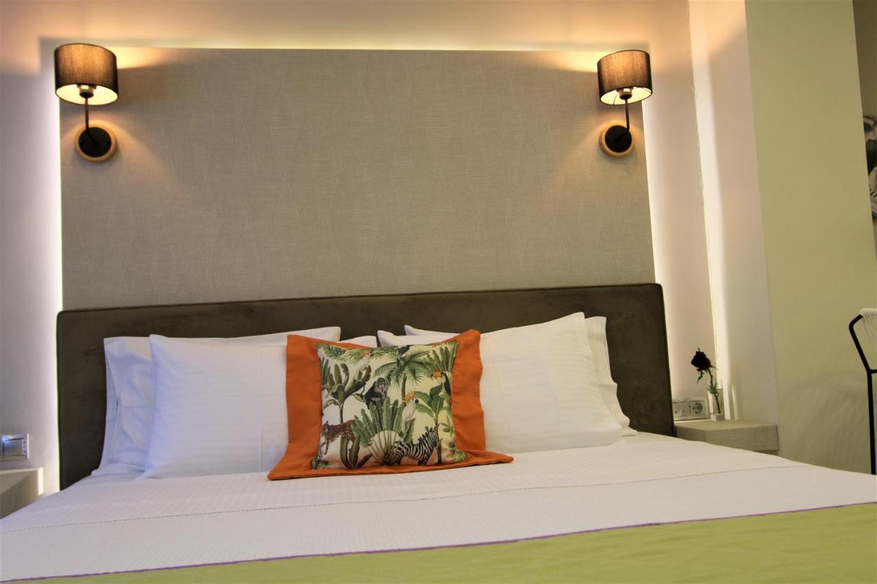 Aiolos Apartments Ermou 64 2Nd Floor Suites เอเธนส์ ภายนอก รูปภาพ