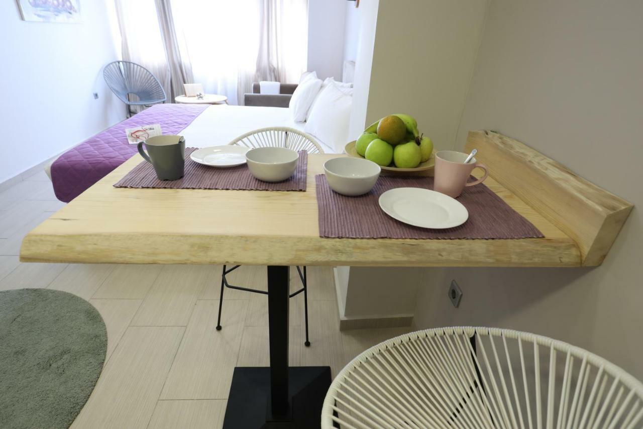 Aiolos Apartments Ermou 64 2Nd Floor Suites เอเธนส์ ภายนอก รูปภาพ